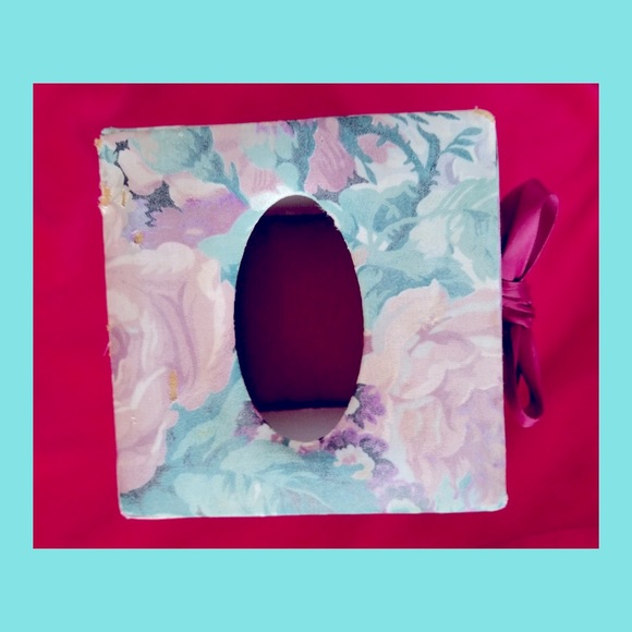 Vintage 80s Handmade Floral Fabric Cube Tissue Box Cover Holder - Picture 7 of 9